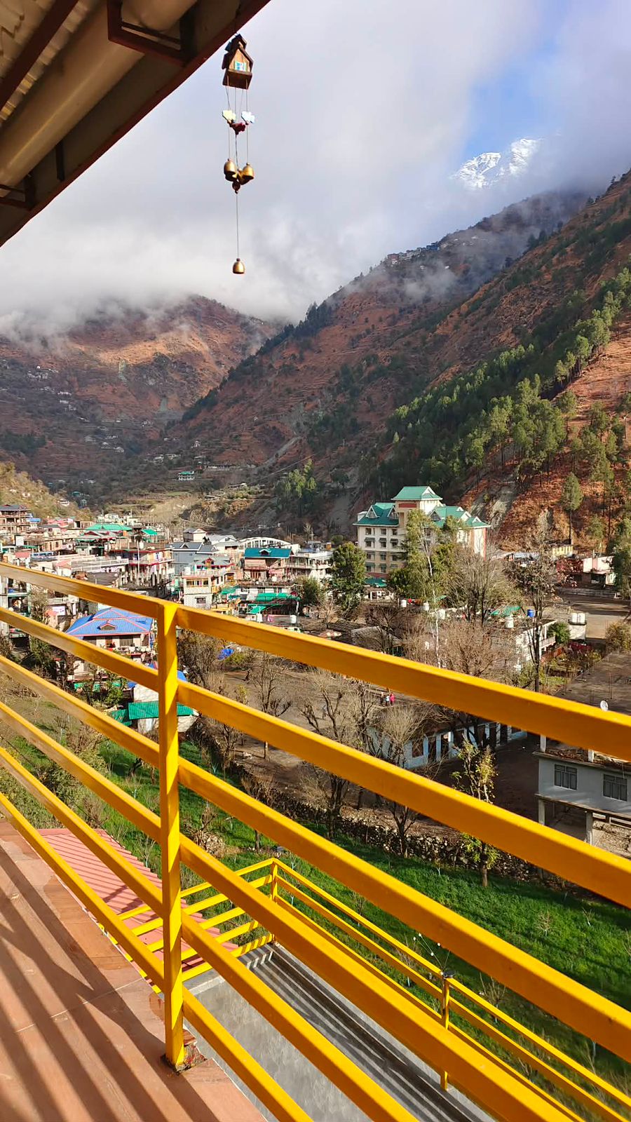 Tirthan Valley from the Dahar Retreat balcony