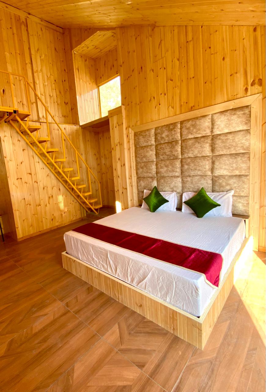 Duplex Family Suite lower bedroom